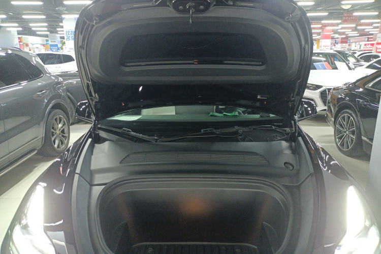 特斯拉 Model Y 2021款 标准续航后驱版机舱底盘24
