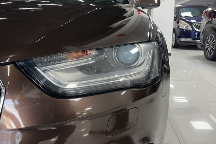 奥迪A4L 2015款 35 TFSI 自动舒适型局部细节36