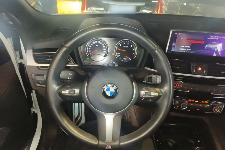 宝马X2 2020款 sDrive25i 领先型M越野套装局部细节13