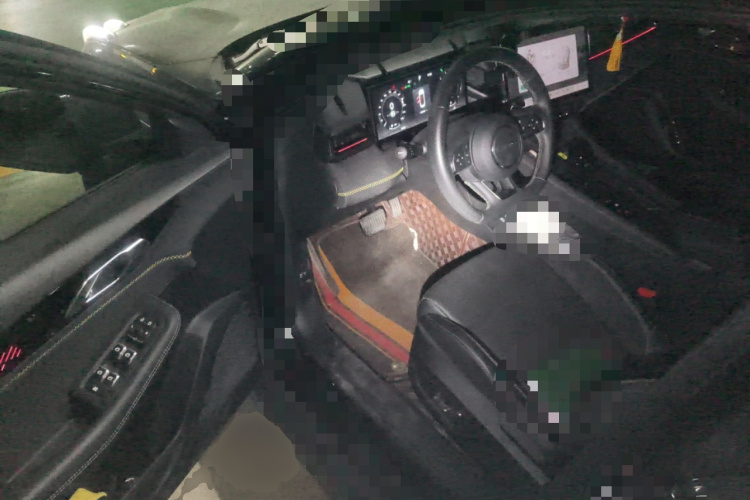 领克03 2023款 1.5TD DCT劲Pro中控内饰20