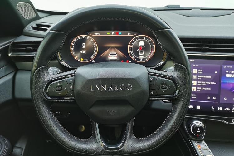 领克01 2021款 2.0TD 四驱暗夜版局部细节13