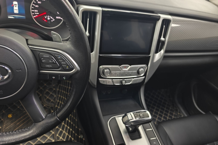 长城 炮 2019款 2.0T自动汽油四驱舒适版GW4C20B中控内饰7002