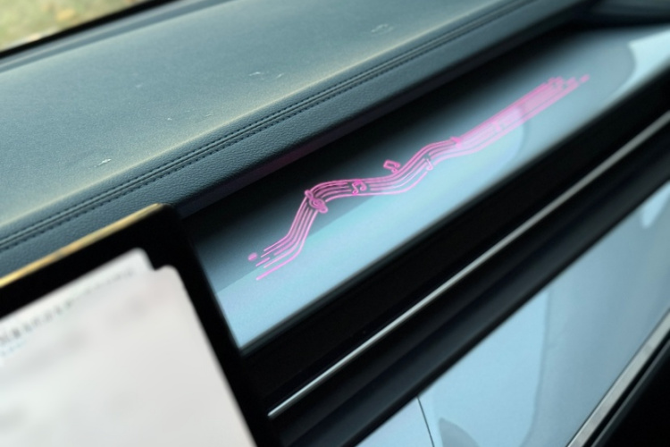 吉利汽车 2023款 嘉际L 1.5TD DCT豪华型中控内饰7004