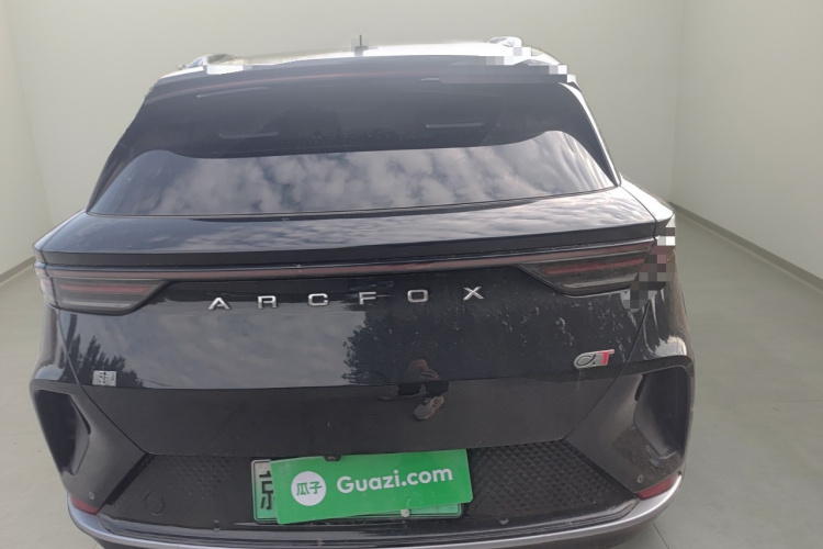 ARCFOX极狐 极狐 阿尔法T(ARCFOX αT) 2024款 600D 森林版PRO 320kW车身外观6