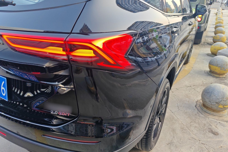 哈弗H6 2024款 2.0T 两驱Max车身外观9