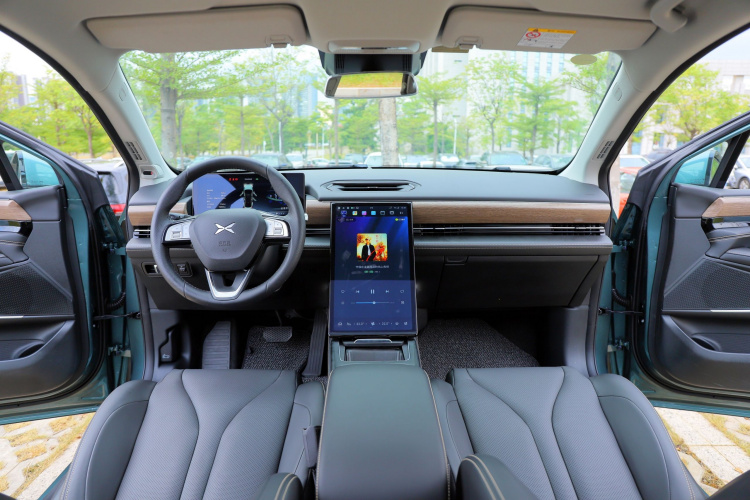 小鹏P5 2024款 500Pro版中控内饰7001