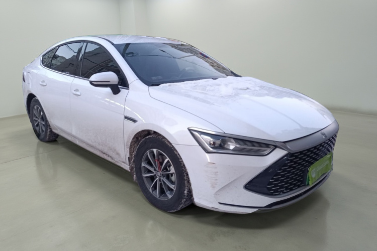 比亚迪 秦PLUS 2023款 冠军版 DM-i 55KM领先型车身外观3