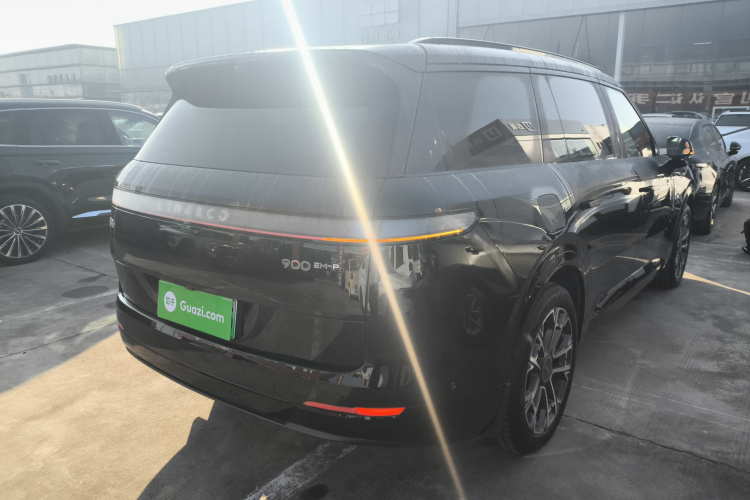 领克900 2025款 1.5T Ultra车身外观7