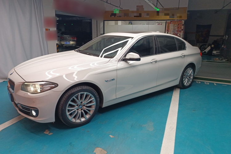 宝马5系 2014款 525Li 豪华设计套装车身外观6003