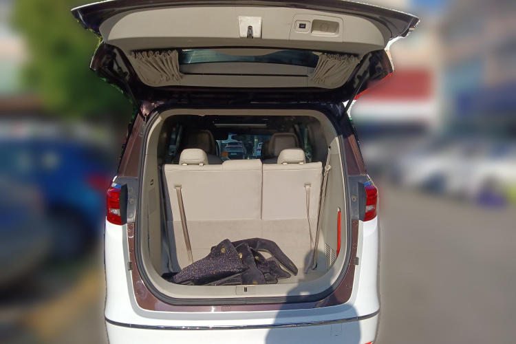 别克GL8 2017款 ES 28T 舒适型 国V中控内饰23