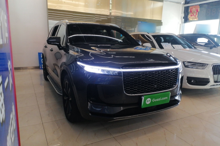 理想汽车 理想ONE 2020款 增程6座版车身外观3