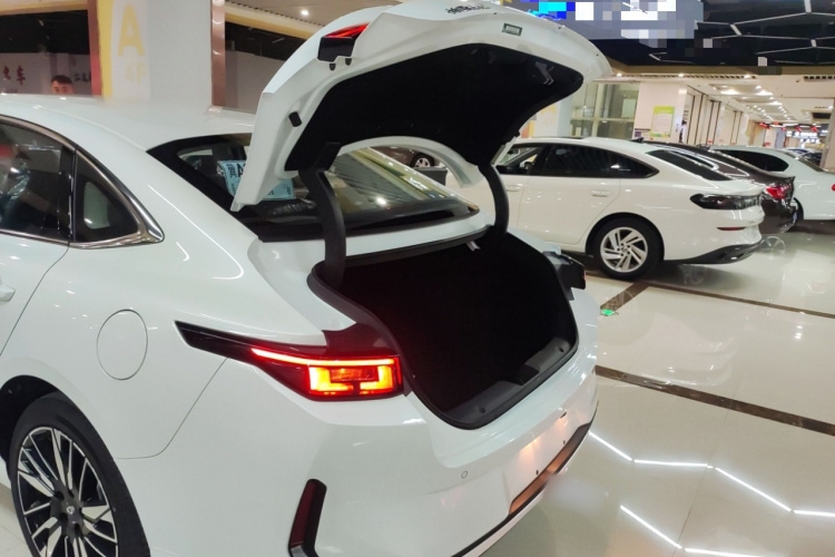 长安启源A05 2025款 真香版 145 卓越型机舱底盘23