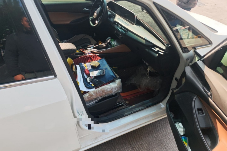 别克GL6 2021款 323T 轻混动互联豪华型局部细节9005