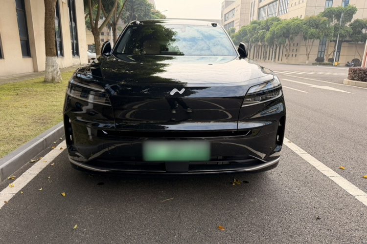 乐道L90 2025款 Max 六座版车身外观6005