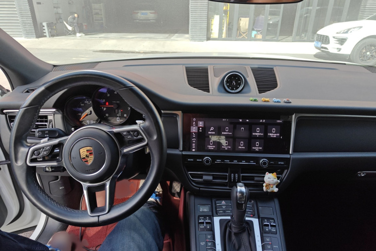 保时捷 2021款 Macan 2.0T中控内饰7002