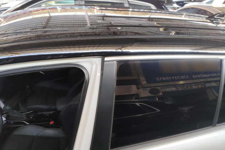 丰田 锋兰达 2022款 2.0L CVT豪华PLUS版局部细节57