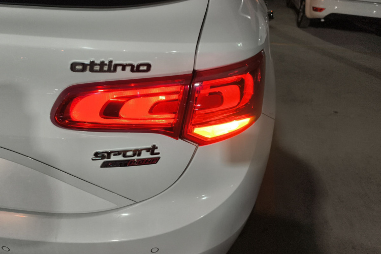 菲亚特 致悦 2014款 1.4T 自动运动版车身外观6006