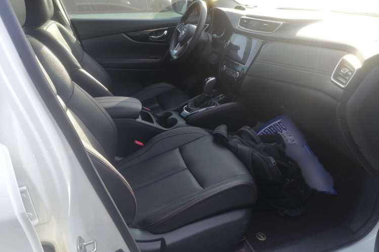 日产 逍客 2022款 2.0L CVT XV智享版局部细节41