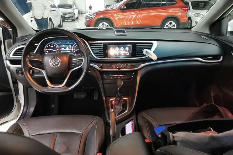 别克 英朗 2016款 15N 自动豪华型中控内饰12