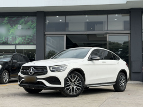 奔驰GLC轿跑 2020款 GLC 300 4MATIC 轿跑SUV