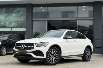 奔驰GLC轿跑 2020款 GLC 300 4MATIC 轿跑SUV