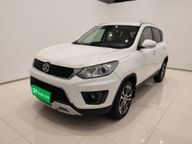 北京汽车 绅宝X35 2016款 1.5L 自动豪华版