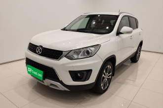 北京汽车 绅宝X35 2016款 1.5L 自动豪华版