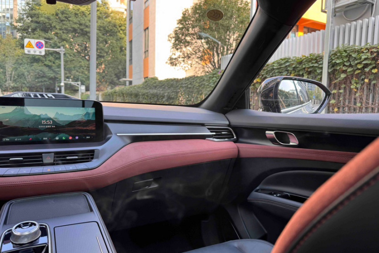 福特 领睿新能源 2025款 尊领型PLUS中控内饰7009