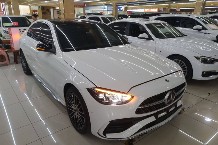 奔驰C级 2023款 C 200 L 运动版车身外观6002