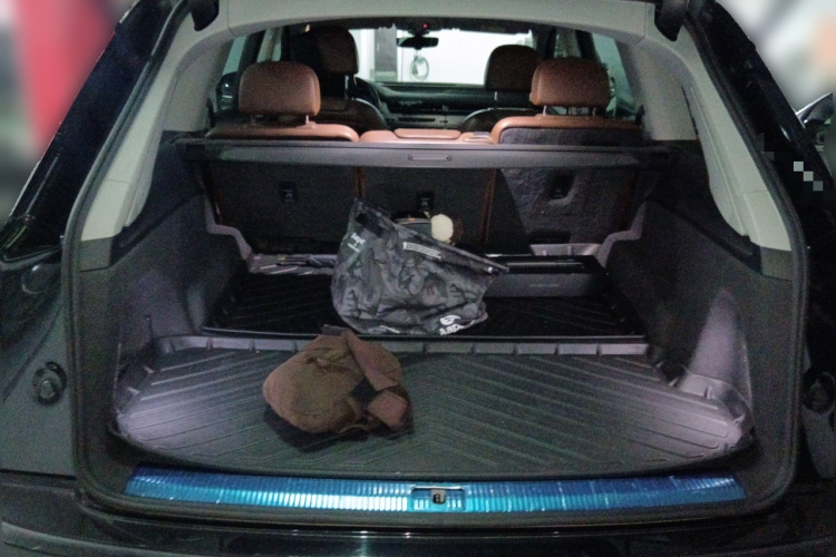 奥迪Q7 2019款 45 TFSI S line运动型中控内饰23