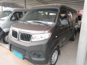 金杯 小海狮X30 2021款 1.5L 财富型客车国VI SWC15M