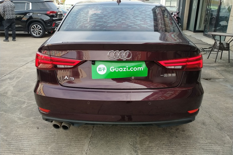 奥迪A3 2018款 30周年年型 Limousine 35 TFSI 进取型车身外观6