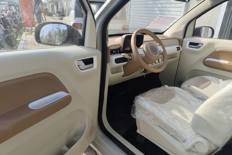 五菱汽车 宏光MINIEV 2024款 第三代 215km 青春版中控内饰20