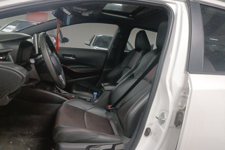 丰田 雷凌 2022款 双擎 1.8H E-CVT运动版中控内饰19