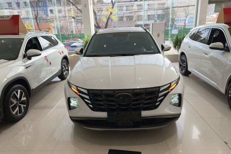 现代 2023款 途胜L 1.5T 自动两驱DLX豪华版车身外观6001