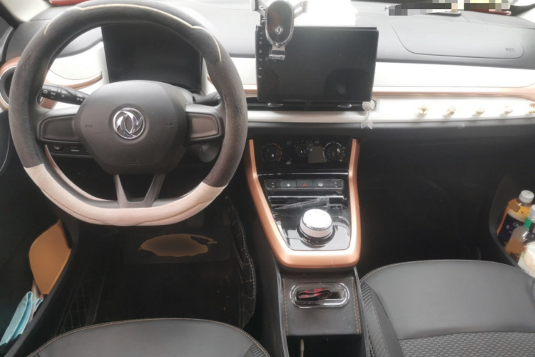 东风纳米EX1 2023款 PRO 轻风版闪电型中控内饰7002