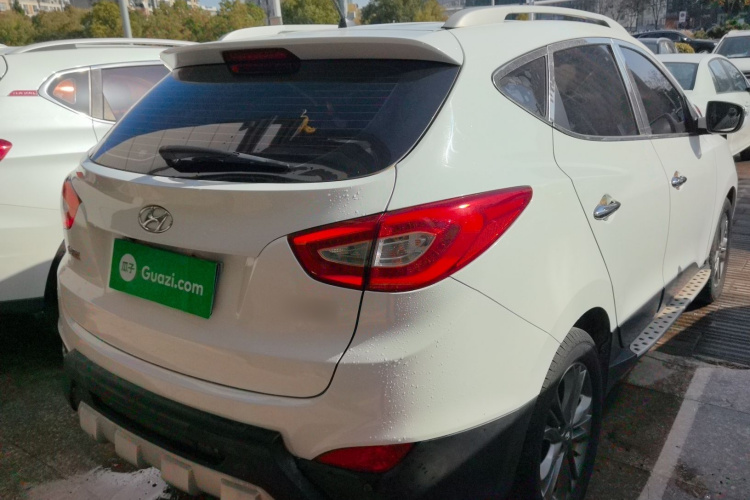 北京现代ix35 2013款 2.0L 自动两驱智能型GLS 国IV车身外观7