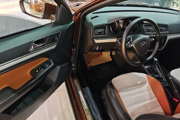 大众 朗境 2016款 230TSI DSG豪华版中控内饰20