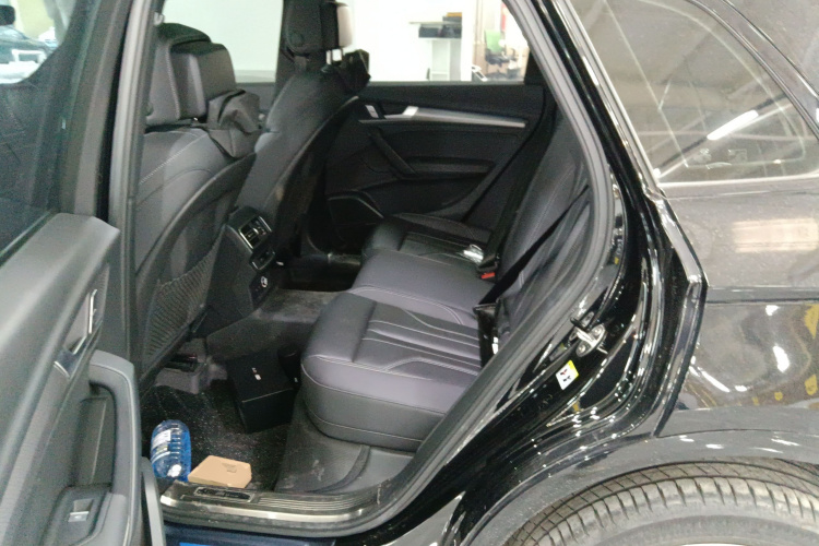 奥迪Q5L 2024款 45 TFSI 豪华动感型中控内饰21