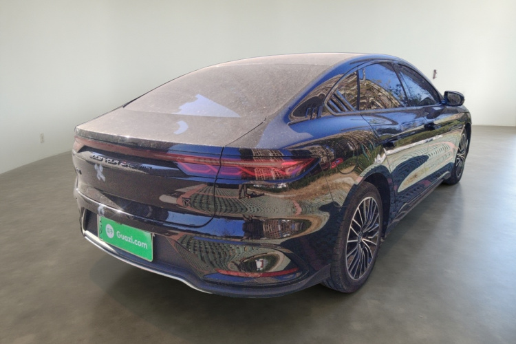 比亚迪 汉 2022款 DM-i 121KM 尊荣型车身外观7