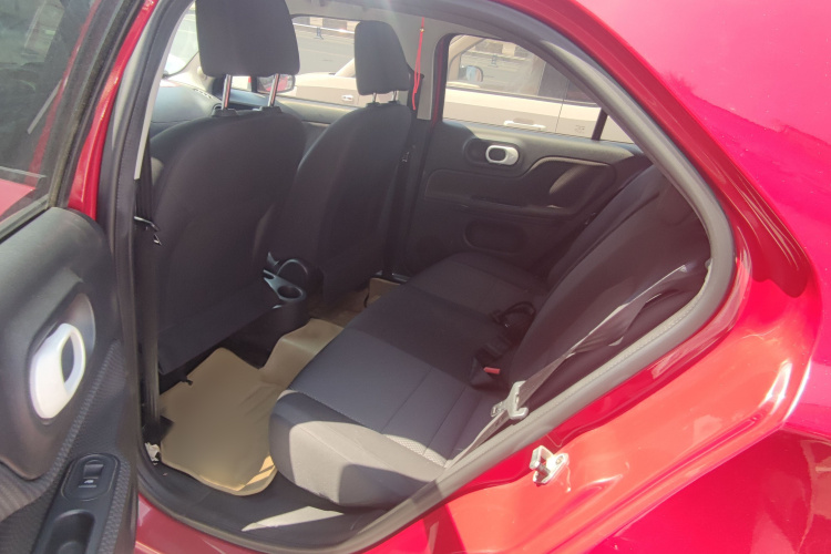 名爵3 2013款 1.5L AMT精英版中控内饰7007