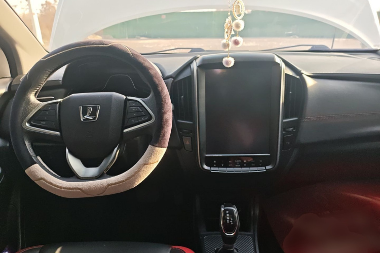 纳智捷 U5 SUV 2017款 1.6L CVT爵士版中控内饰12