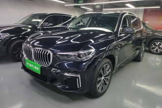 宝马X5 2022款 改款 xDrive 30Li M运动套装