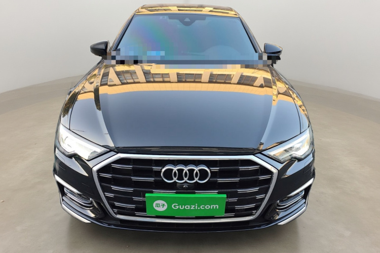 奥迪A6L 2023款 改款 45 TFSI 臻选动感型车身外观2