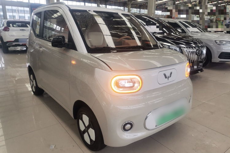 五菱汽车 宏光MINIEV 2024款 第三代 215km 进阶版车身外观3