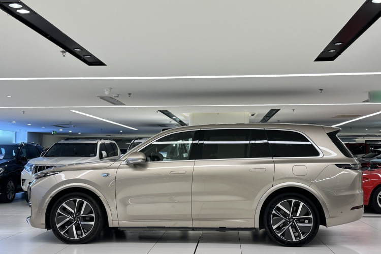 理想汽车 理想L9 2022款 Max车身外观6004