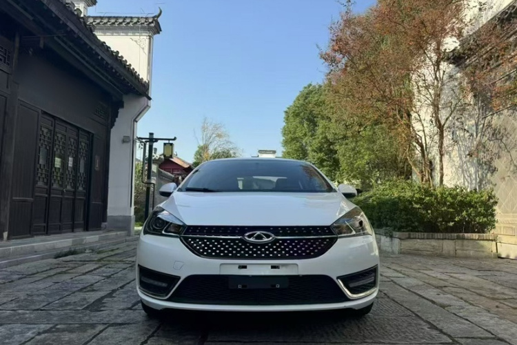 奇瑞 艾瑞泽5 2021款 PRO 1.5L 手动青春版车身外观6004