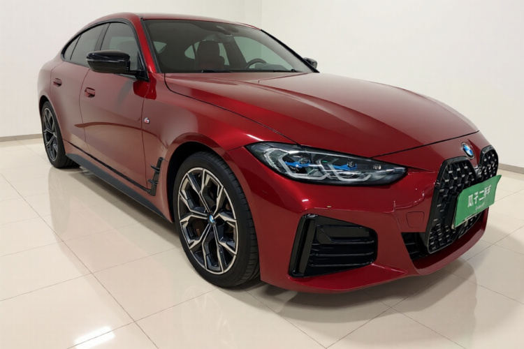 宝马4系 2022款 430i Gran Coupe M运动曜夜套装车身外观3