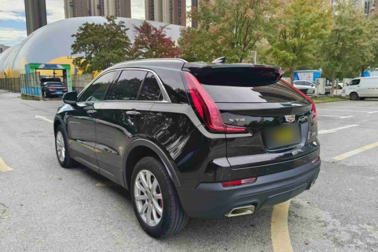 凯迪拉克XT4 2022款 28T 两驱风尚型车身外观6004