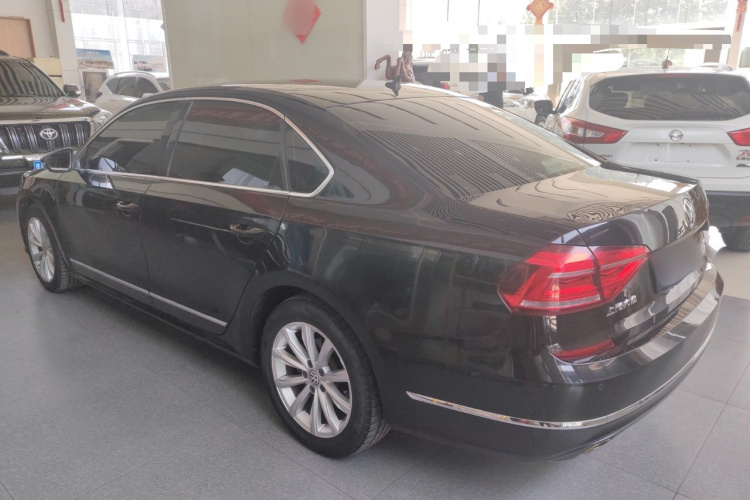大众 帕萨特 2017款 330TSI DSG尊荣版车身外观6005